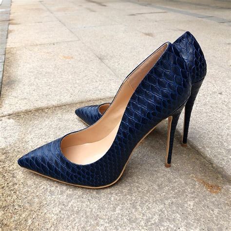 navy blue high heels pumps.